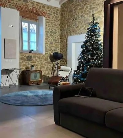 Apartment Loft Officina Di Leonardo Nel Centro Di Vinci