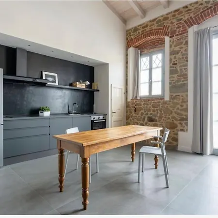 Loft Officina Di Leonardo Nel Centro Di Vinci